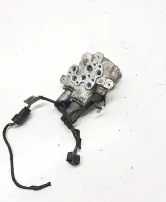 BMW 7 F01 F02 F03 F04 Air suspension compressor 6775258 10641010