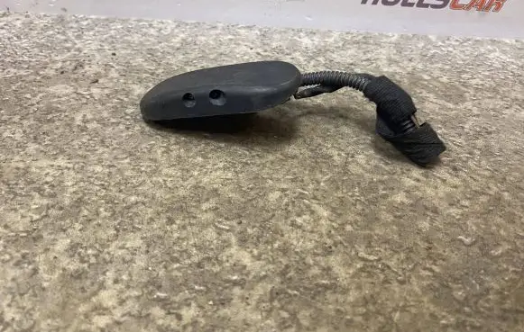 Windshield washer spray nozzle