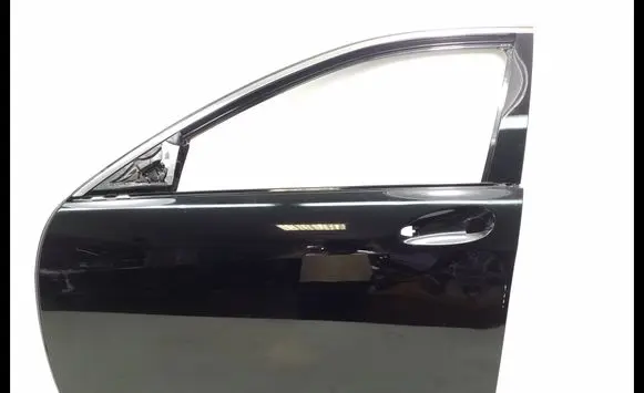 Mercedes-Benz S W221 Door (2 Door Coupe) A2217200105