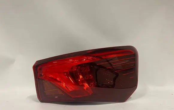 Toyota Avensis T270 Rear/tail lights 8155005310