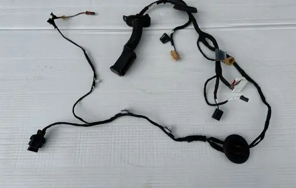Audi Q5 SQ5 EUR ISO radio connector 80A971687M