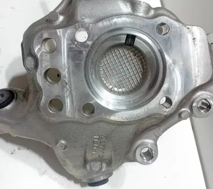 Honda Accord Rear wheel hub spindle/knuckle 52215TL0G50 52215-TL0-G50