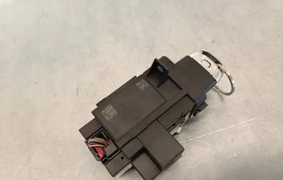 Audi A4 S4 B8 8K Ignition lock 8K0909131 3380430103 1120240545015022