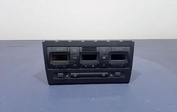 Audi A4 S4 B7 8E 8H Climate control unit 8E0820043BM
