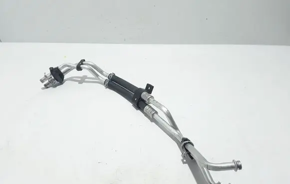 Chrysler Pacifica Engine coolant pipe/hose 68313467AA