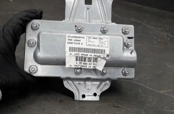 Mercedes-Benz CLK A208 C208 Front door