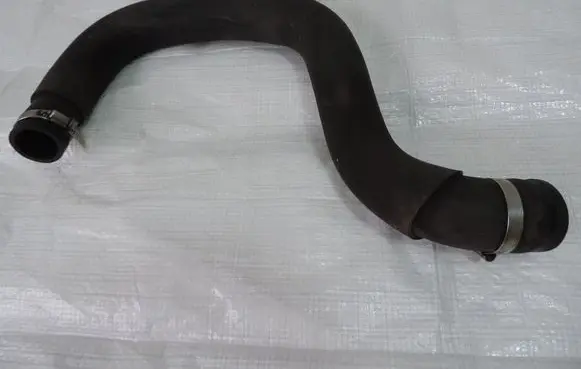 Ford Ranger Intercooler hose/pipe ACMRR2