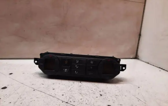 Ford Focus C-MAX Climate control unit 6N4T18C612AC 0259A W5AA19267