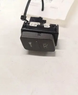Volkswagen Phaeton Central locking switch button