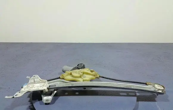 Suzuki Swace Rear door window regulator with motor 6983002681