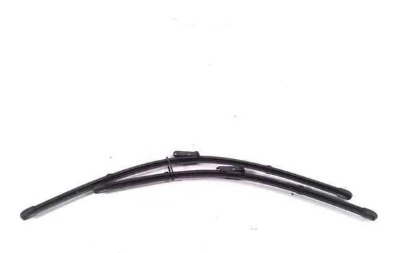 Front wiper blade arm