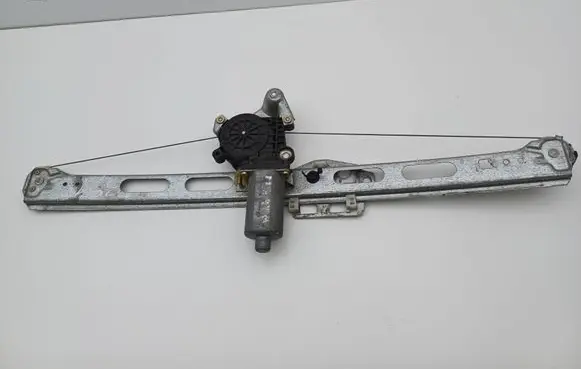Mercedes-Benz A W168 Front door window regulator with motor 0130821672