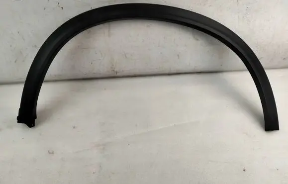 Suzuki Vitara (LY) Rear arch trim 7726154P0