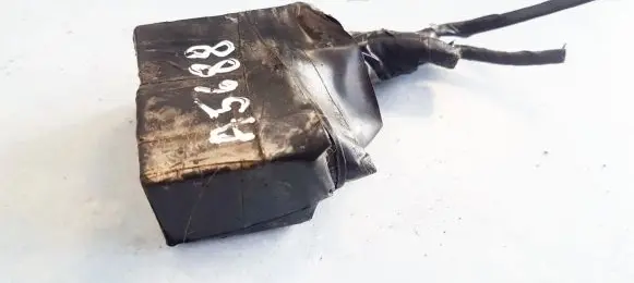 Mitsubishi Carisma Other relay