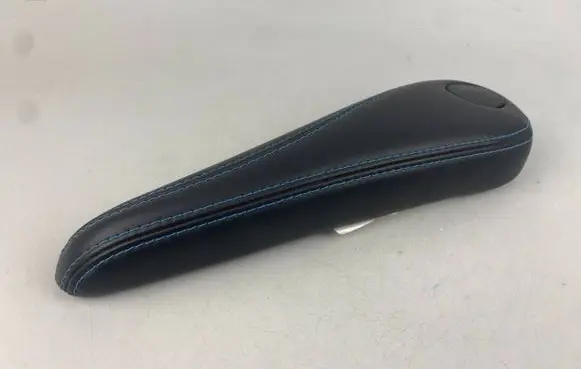 Chrysler Pacifica Rear seat armrest 5RD44TRMAD