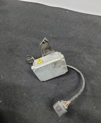 Audi TT Mk1 Headlight ballast module Xenon 8N0907474 B0SCA