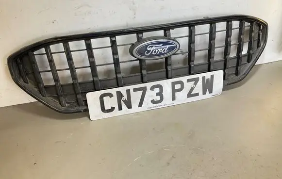 Ford Fiesta Front grill N1BB8200G6