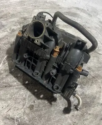 Opel Corsa C Intake manifold 24443797 0280600025