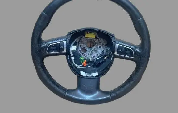 Audi A5 8T 8F Steering wheel