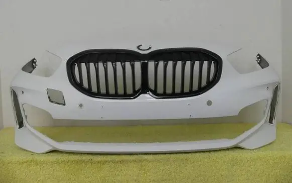 BMW 1 F40 Front bumper 8070931 5111807093