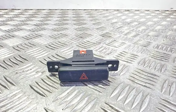 Suzuki Grand Vitara II Hazard light switch SP222