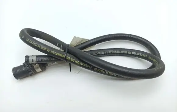 Mercedes-Benz S W220 Engine coolant pipe/hose A2208321294