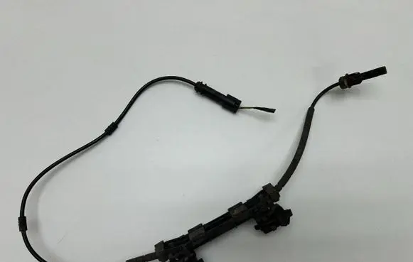 BMW 4 F32 F33 ABS rear brake sensor 6791225