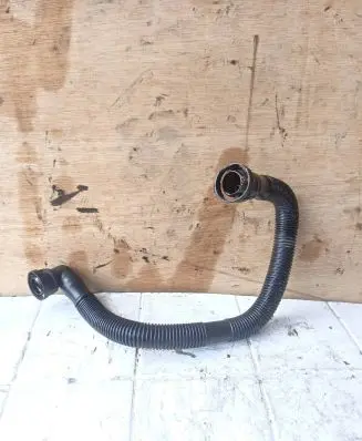 Audi 80 90 S2 B4 Fuel line pipe 1006598624