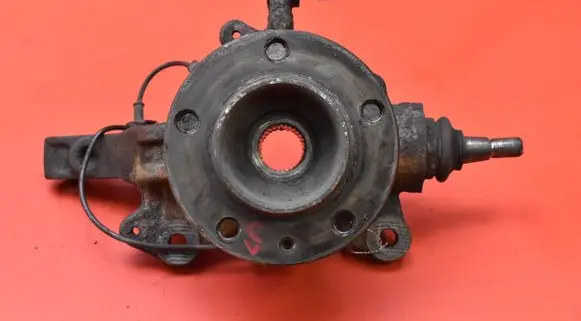 Opel Movano B Front wheel hub spindle knuckle
