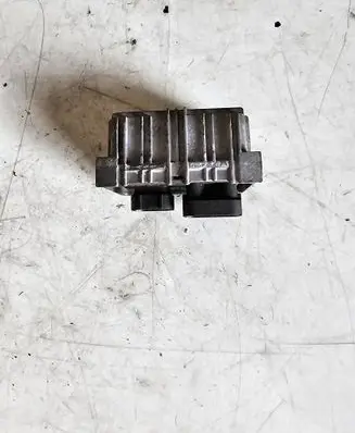 Opel Insignia A Glow plug pre-heat relay 55563423