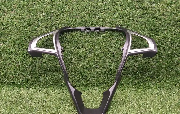 Steering wheel column trim