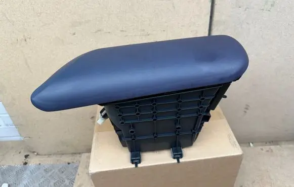 Toyota C-HR I Armrest 58812F4010