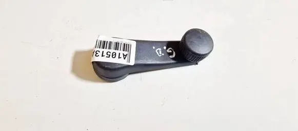 Volkswagen Polo IV 9N3 Front door window winding handle 6q0837581a