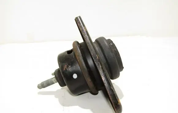 Hyundai i30 Engine mount bracket 218120q000