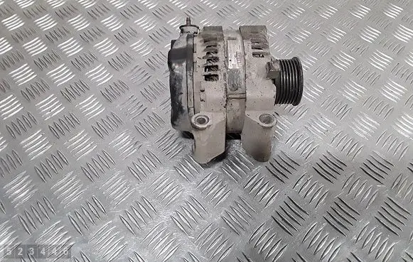 Toyota Corolla Verso E121 Generator/alternator 270600G011 1042104521