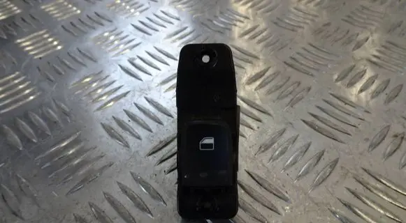 Hyundai Kona I Quarter vent window switch 93590-J9000