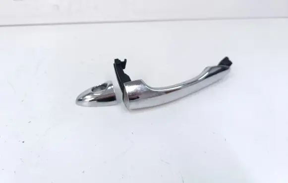 KIA Sportage Front door exterior handle