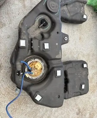BMW X5 G05 Fuel tank 945486804