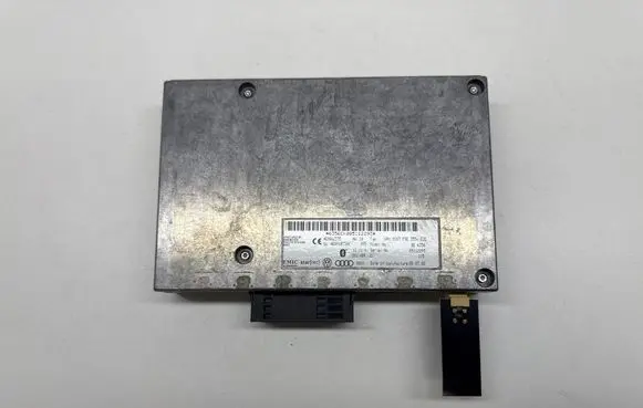 Audi A6 S6 C6 4F Bluetooth control unit module 4E0862335 4E0910336K