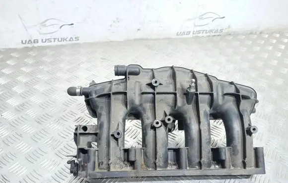 Audi A4 S4 B7 8E 8H Intake manifold 06F133201P