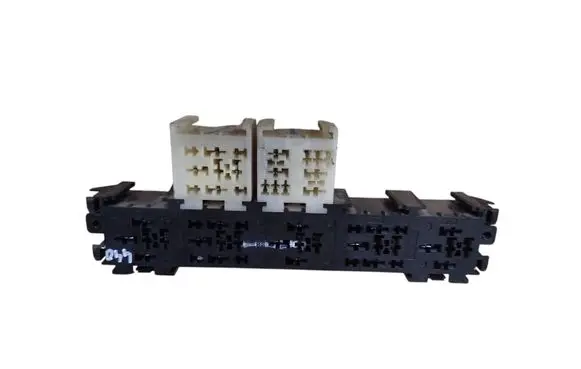 Renault Kangoo I Fuse box set 7703297572