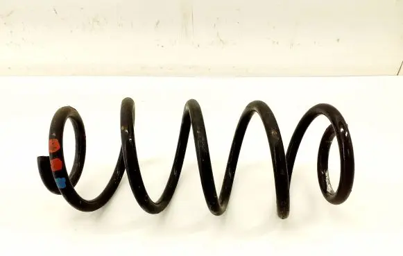 Mercedes-Benz GLA W156 Rear coil spring