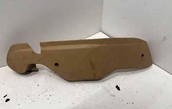 BMW 5 E34 Seat trim E325210 1938303