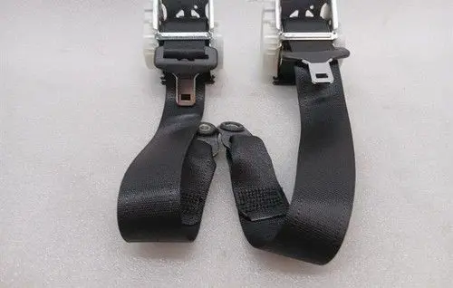 Ferrari FF Third row seat belt
