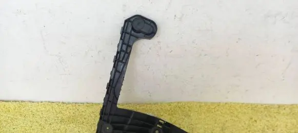 Audi A5 Rear bumper mounting bracket 8W6807454