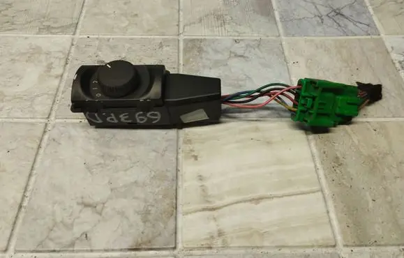 Peugeot 5008 Air conditioning/heating control unit 96846886XT