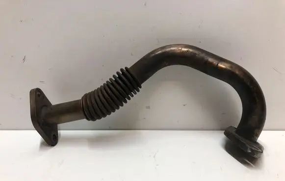 Volkswagen Transporter - Caravelle T4 EGR valve line/pipe/hose 074131525