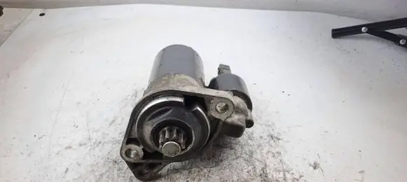 Volkswagen Golf IV Starter motor 020911023F 0001121006