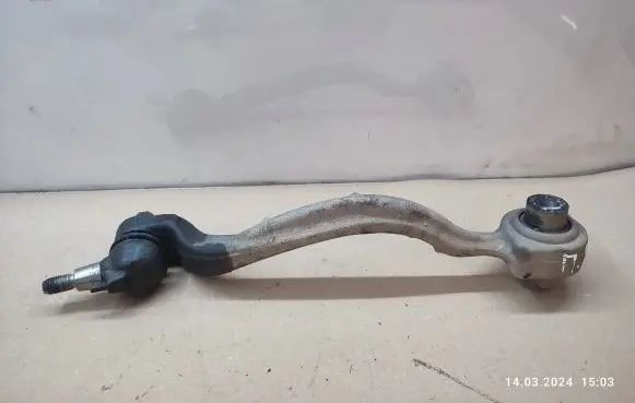 Mercedes-Benz E W212 Front control arm