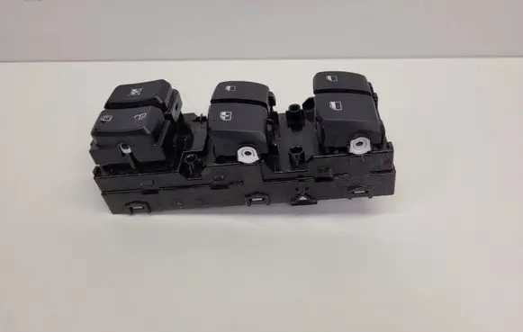 Hyundai Kona I Electric window control switch 93570-J9100